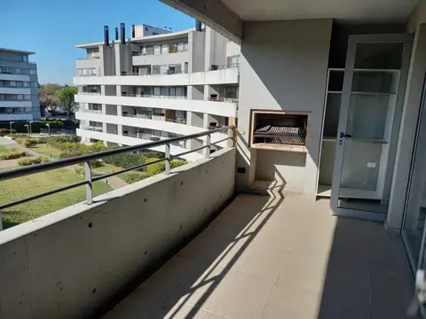 Venta de  departamento  en condominio Civis, Tortugas, Pilar
