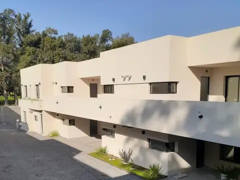 Excelente departamento de 3 ambientes en venta en Pilar