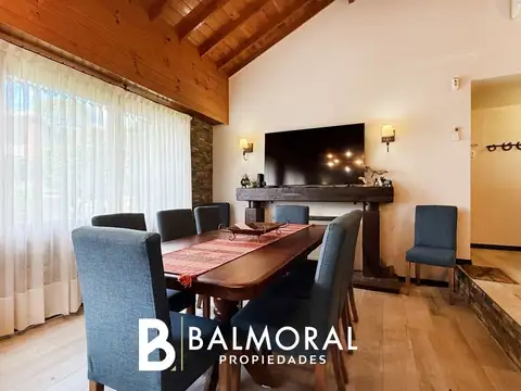 Casa 3 ambientes con 2 baños