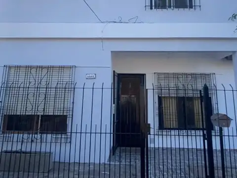 ALQUILA CASA 4 AMBIENTES