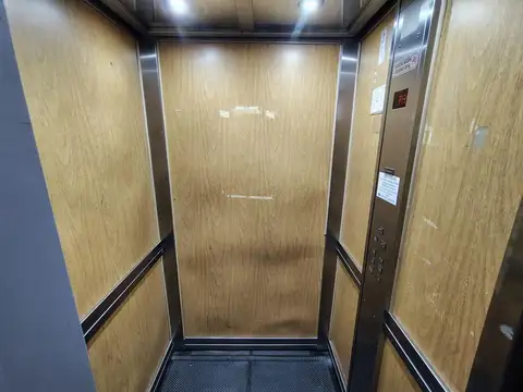 Gral. Batolomé Mitre 146 , Piso 5