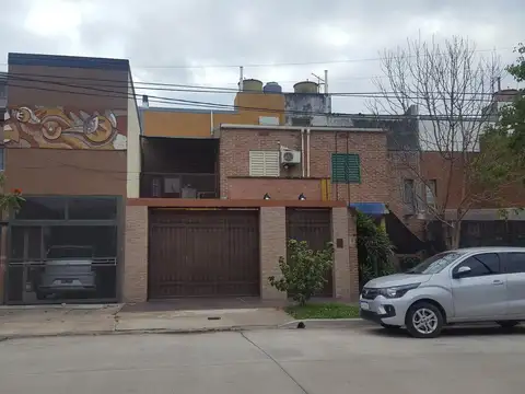 DEPTO. PARA MUJERES AMOBLADO 