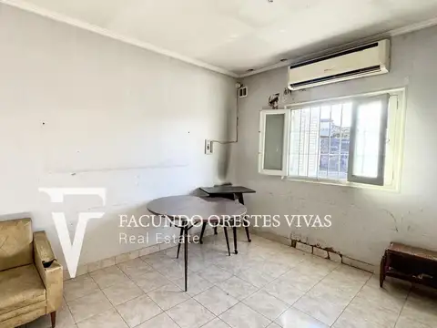 VENTA - CASA - 3 AMBIENTES - VILLA MADERO - PATIO - TERRAZA