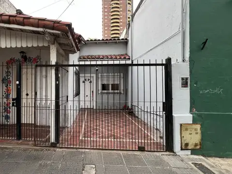 Casa - Alquiler - Argentina, San Miguel - Conesa 1140