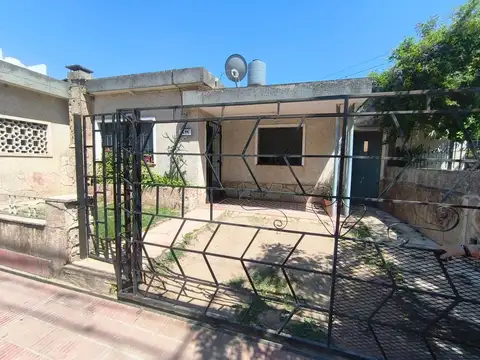 CASA EN VENTA Bª VILLA LIBERTADOR  BUENA UBICACION