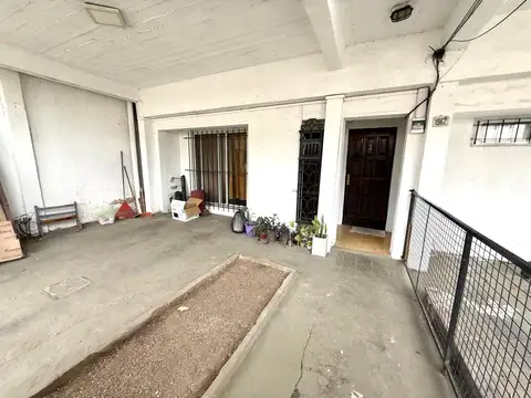 Depto Tipo Casa en Venta en Villa Ballester, USD 48.000