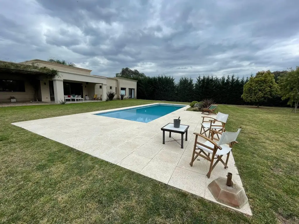 Casa en Alquiler Club de Campo Santa Irene Comarcas de Lujan - Foto 38