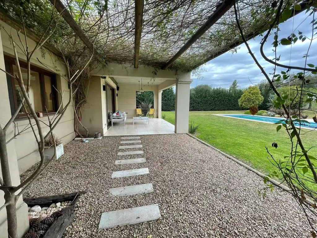 Casa en Alquiler Club de Campo Santa Irene Comarcas de Lujan - Foto 34