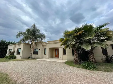 Casa en Alquiler en Santa Irene - 4 dormitorios