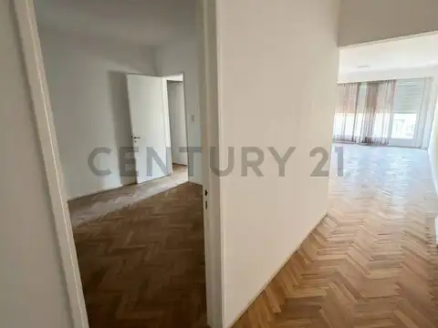 Departamento en Alquiler de 4 ambientes