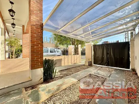 Depto Tipo Casa en Venta de 3 dormitorios