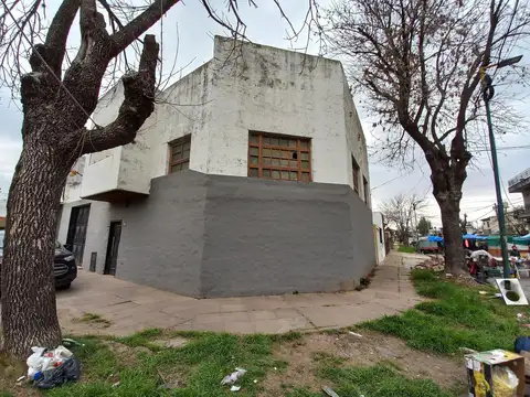 Galpón en Venta en Jose León Suarez