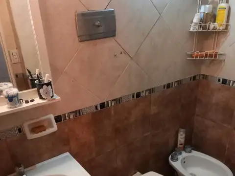 MONOAMBIENTE EN VENTA-MUY BUEN ESTADO - HURLINGHAM