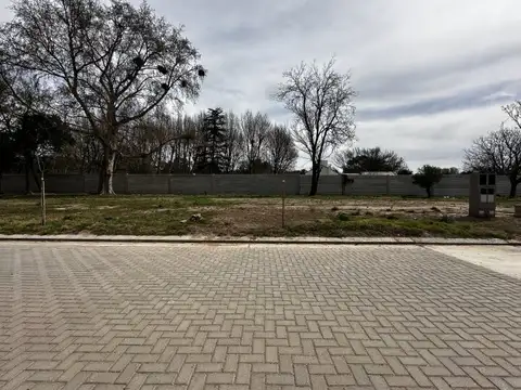 Lote en venta en Calandria II