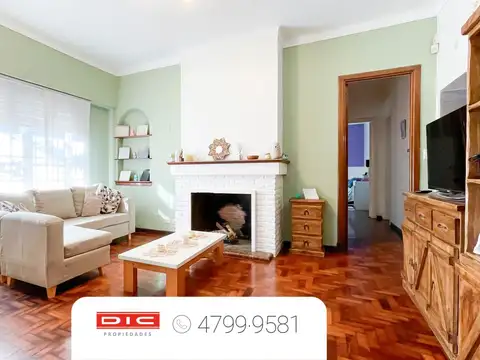 Chalet 3 dormitorios Venta - Olivos-Golf