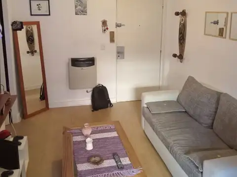 LLAVALLOL 100, Piso 2