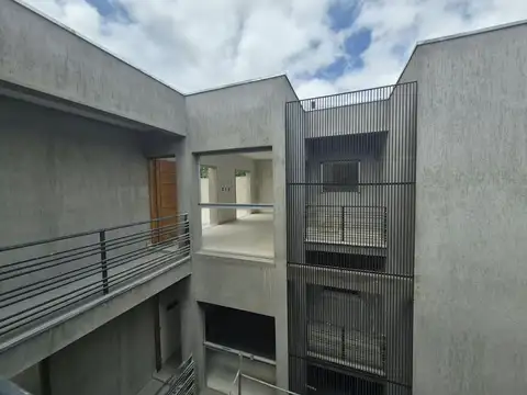Departamento a estrenar - Calle Renato Zanzin - Godoy Cruz