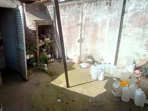 Depto Tipo Casa 4 ambientes con 2 baños