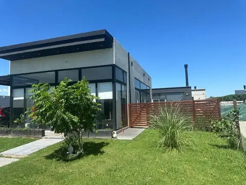 Casa  en Venta en Barrio San Sebastian, Escobar, G.B.A. Zona Norte
