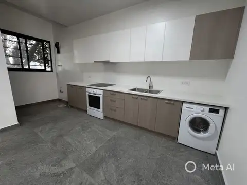 Depto Tipo Casa en Venta con 1 cocheras