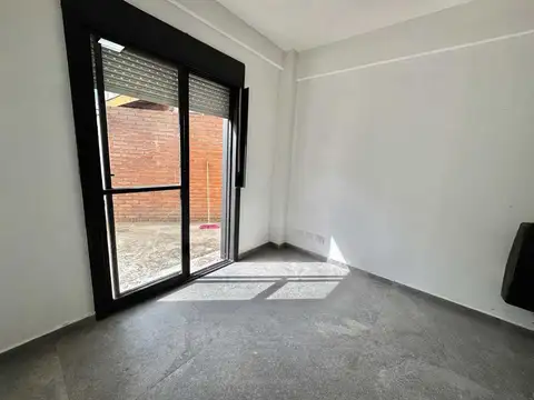 Depto Tipo Casa en Venta 1 año