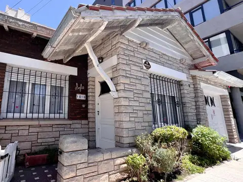 VENTA | CHALET APTO PROFESIONAL O COMERCIAL| ZONA GUEMES - ALDREY|