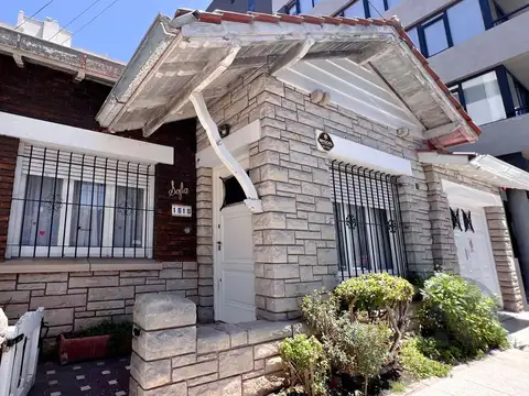 VENTA | CHALET APTO PROFESIONAL O COMERCIAL| ZONA GUEMES - ALDREY|