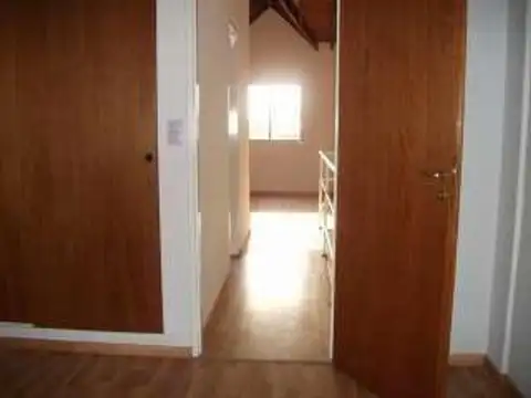 Depto Tipo Casa en Venta en Munro-Oeste, USD 90.000