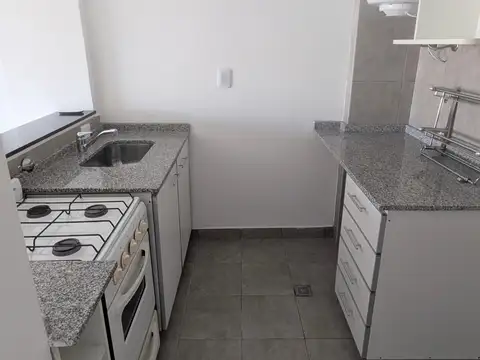 Departamento en Alquiler en Caseros, $ 450.000