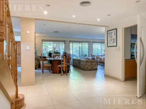 Casa en Venta en La Horqueta, USD 580.000