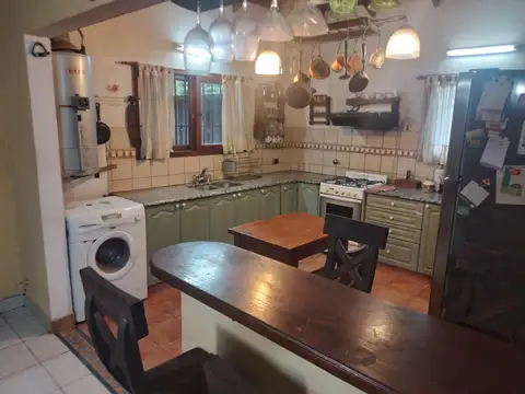 Casa en Venta - 2 Dormitorios 1 Baño - 150mts2 - La Plata