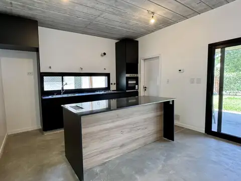 Casa en Venta en Aldea Lago, USD 295.000