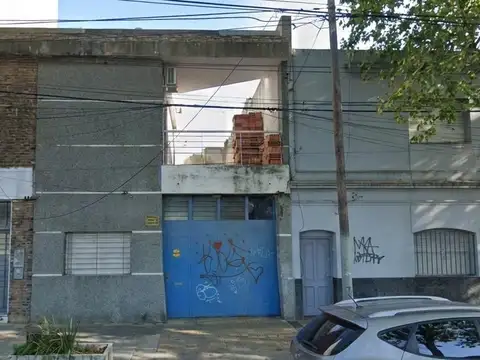 Venta Galpón con elevador