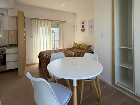 Buenos Aires 2300, Piso 10