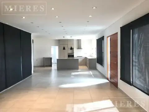 Casa en Alquiler en San Sebastián, USD 1.100