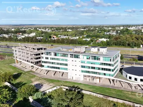 Local en Venta en Guillermo E Hudson, USD 192.000