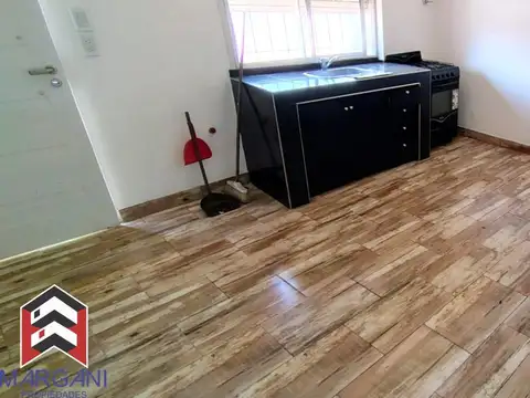 Departamento 2 AMB Al frente