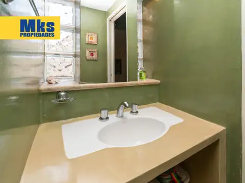 Depto Tipo Casa 8 ambientes con 3 baños