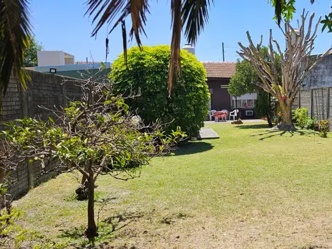 IMPECABLE CASA 4 AMB CON FONDO LIBRE APTA CRÈDITO