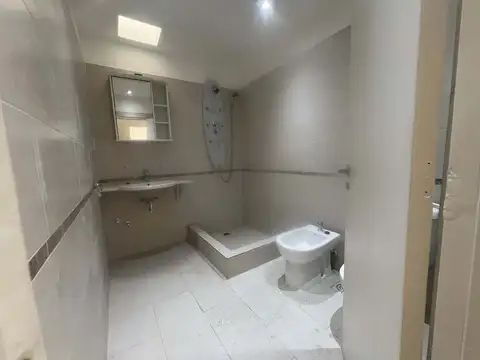 Depto Tipo Casa en Venta en Jose Leon Suarez, USD 69.000