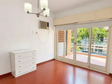 CASA EN VENTA DE 2 DORMITORIOS | CON LOCAL COMERCIAL - BOLÍVAR Y 3 DE FEBRERO (CF1416)