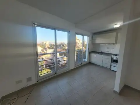 San Leonardo Murialdo 1100, Piso 2