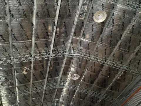 Galpon en Alquiler 10  mts Fondo