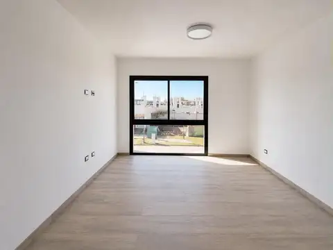 Depto Tipo Casa en Venta al Oeste
