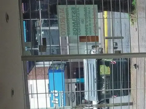 Local en Alquiler en Villa Real, $ 850.000