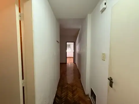 Departamento 2 ambientes al frente . Apto profesional 