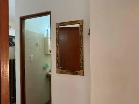 Casa 2 ambientes con 1 baño
