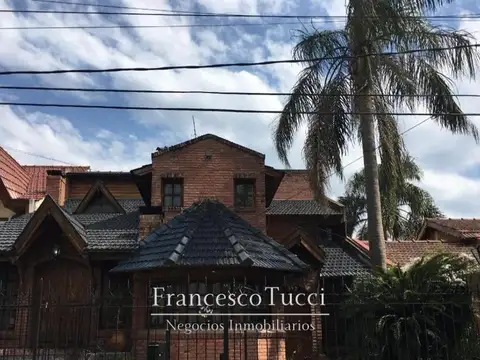 Casa en venta 6 ambientes Ituzaingó Norte