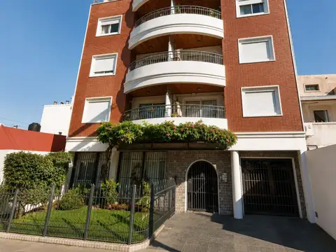 OPORTUNIDAD VENTA DEPARTAMENTO 4 AMBIENTES ESCUCHA OFERTA