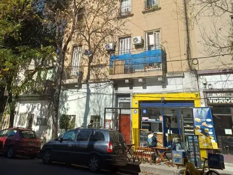 DEPARTAMENTO DE 2 AMBIENTES AL FRENTE CON BALCON